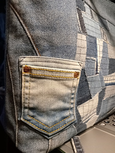 Denim Mosaic: Artisan Tote – One-of-a-Kind Sustainable Handb (3 foto / 10)