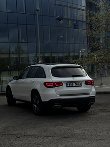 Mercedes GLC (1 foto / 4)