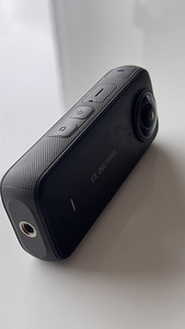 INSTA360 X3 (3 foto / 3)