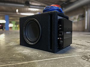 Ground Zero 350w subwoofer + Ground Zero võim + kaabeldus (1 foto / 3)