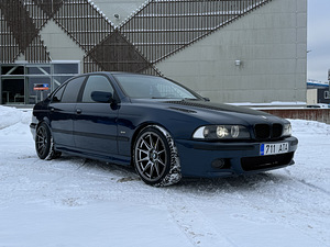 BMW 528i Manuaal (1 foto / 3)