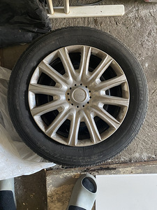 Колеса bridgenstone 195/60/R15 (1 фото из 5)