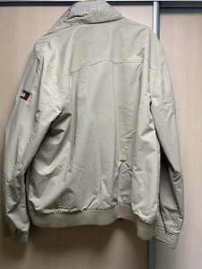 Куртка hilfiger (3 фото из 3)
