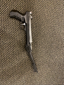 Beeman 2004 Sportsman Series Deluxe Air Pistol (5 foto / 5)