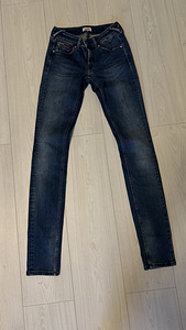 Tommy Hilfiger teksad (2 foto / 4)