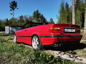 БМВ 318 85кВт 1995 (6 фото из 12)