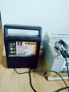 Varta 100ah autoaku (1 foto / 2)