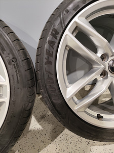 Audi originaalveljed 8Jx18 5/112 ET40 D66.6 (3701 RONAL) (9 foto / 10)