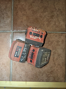 Аккумулятор HILTI (1 фото из 3)