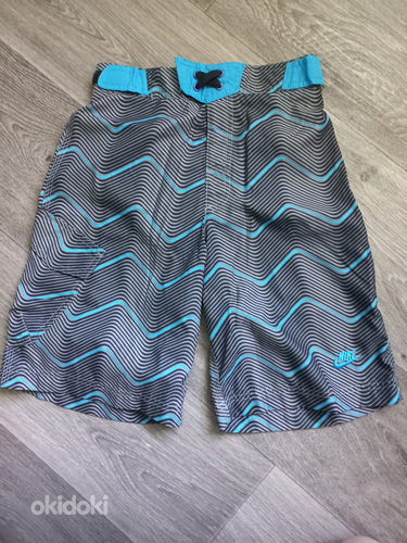 Nike шорты р.8-10лет