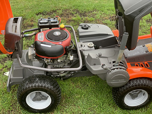 Husqvarna R11R rider (3 foto / 4)