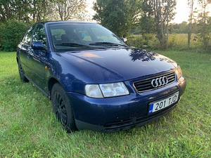 Продам маленькую и хорошую ауди а3 (4 фото из 10)