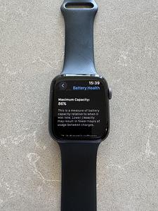 Apple Watch SE GPS 44mm (2 foto / 5)