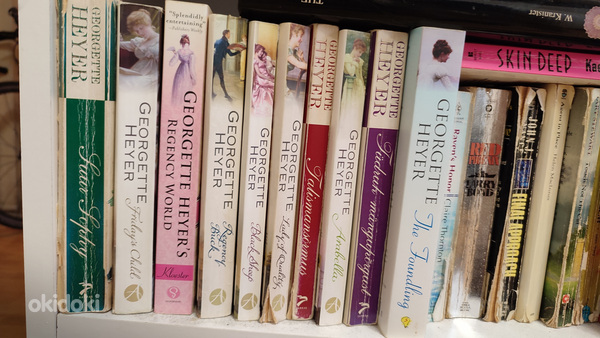 Продается коллекция произведений Georgette Heyer (12 книг)