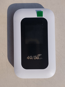 4G LTE WiFi роутер с местом для SIM-карты, карманный портативный (4 фото из 5)
