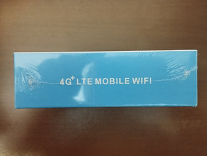 OLAX MF982 4G + LTE WiFi роутер MiFi с LCD экраном карманный (2 фото из 3)