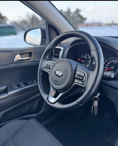 Kia Sportage (10 foto / 10)
