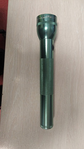 Фонарик MAG-LITE (2 фото из 2)