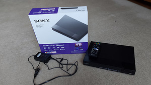 Sony BDP-S6700 плеер (1 фото из 2)