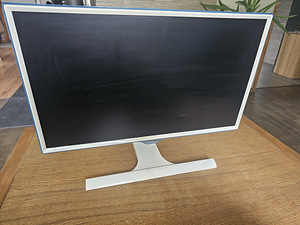 Монитор Samsung 24"
