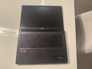Ноутбук Acer Aspire 3 (4 фото из 4)