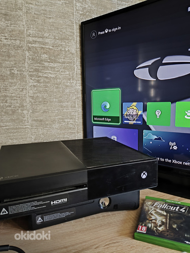 Xbox ONE 1TB 2 контроллера 1 игра Fallout 4