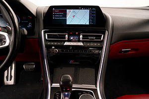 BMW M8 competition (8 фото из 11)