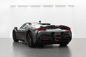 2022 FERRARI SF90 STRADALE ASSETTO FIORANO (3 фото из 10)