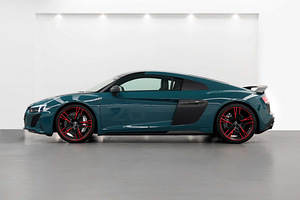 2021 AUDI R8 GREEN HELL 20TH EDITION (5 фото из 5)
