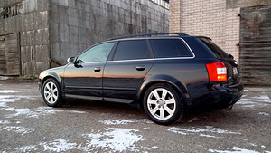 Audi S4 B6 4.2l V8 manuaal quattro (7 foto / 10)