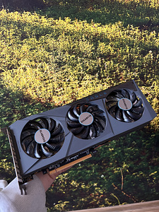 Gigabyte Radeon RX 6600 Eagle 8GB DDR6 (1 foto / 3)