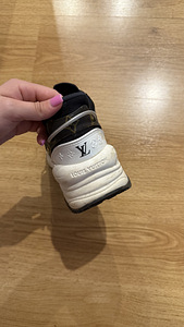 Naiste Louis Vuitton tossud (4 foto / 5)