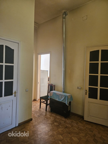 Վաճառվում է ընդարձակ բնակարան (9)