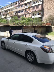 Nissan Altima 2.5s (5 լուսանկար / 11)
