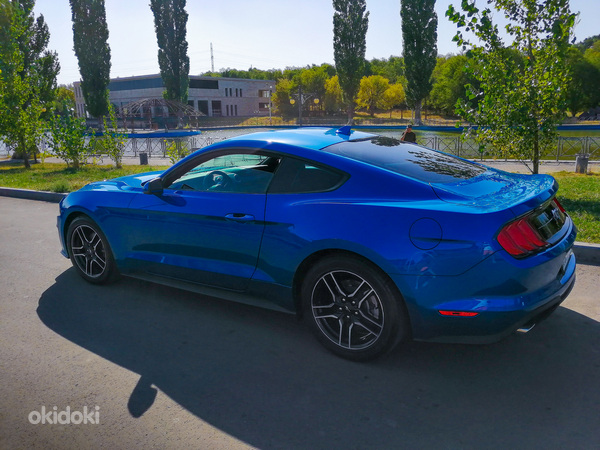 Ford Mustang 2021 (3)