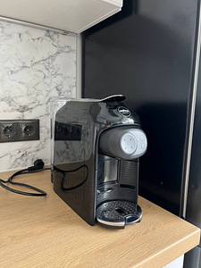 Lavazza A Modo Mio Idola, black - Capsule coffee machine (3 foto / 9)
