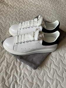 Alexander McQueen Leather Low-Top Sneakers / size 42-43 EU (6 foto / 6)