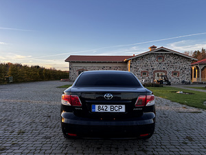 Toyota Avensis D-Cat 2.2 110kW (8 foto / 13)