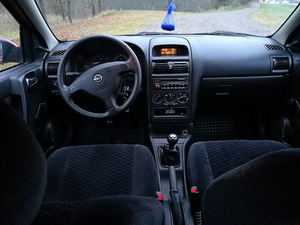 Opel astra 1.2 (6 foto / 6)