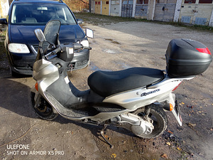 Suzuki epicuro 125ccm 4takti 11kw 2000a (2 foto / 3)