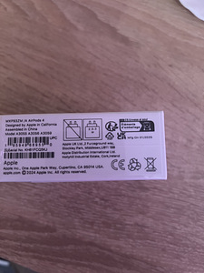 Apple Airpods 4 (ANC) (3 фото из 4)