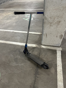 Scooter (1 foto / 6)