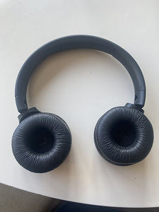 JBL kõrvaklapid (1 foto / 2)