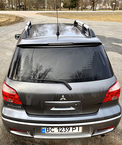 Mitsubishi Outlander I (3 foto / 14)