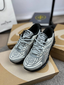 CP Compani-ASICS (5 foto / 9)