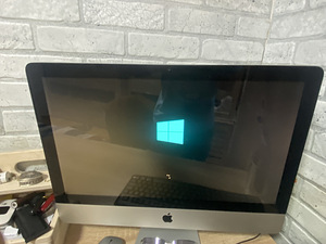 iMac 10.1/21.5 конца 2009 года (5 фото из 9)