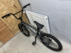 Uus BMX jalgratas KHE STRIKEDOWN PRO ratas (5 foto / 5)