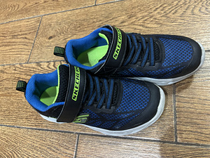 Skechers vilkuvad tossud s32 (2 foto / 2)