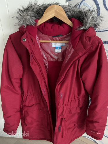 Зимняя куртка Columbia для девочек 158-164 (фото #2)