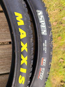 Maxis aspen 29x2.4 (2 foto / 2)